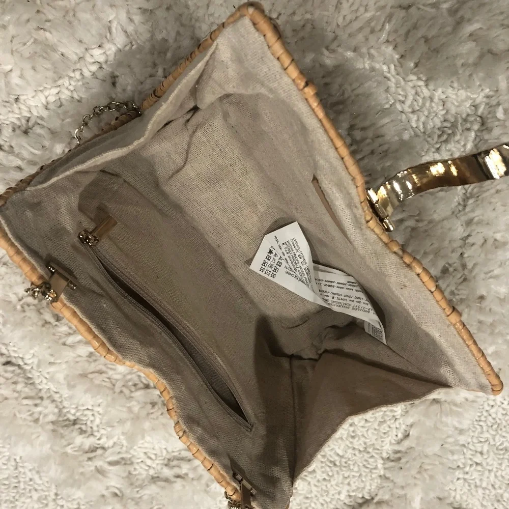 Purse - Picture 2 of 5
